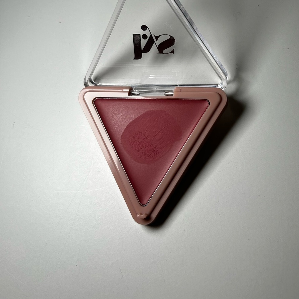 Lys Beauty Higher Standard Satin Matte Cream Blush - Self Love - Picture 2 of 3
